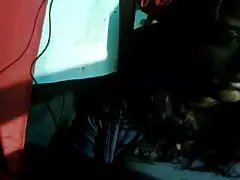 ليفي كاش منعزل عن ليلى لندن في غرفة فيلم سكسى اجنبى النوم