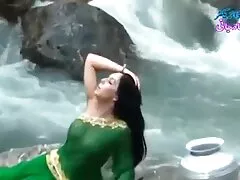 راضي عن نادي شوكولاتة فلم سكسي اجنبي رومانسي الفرسان